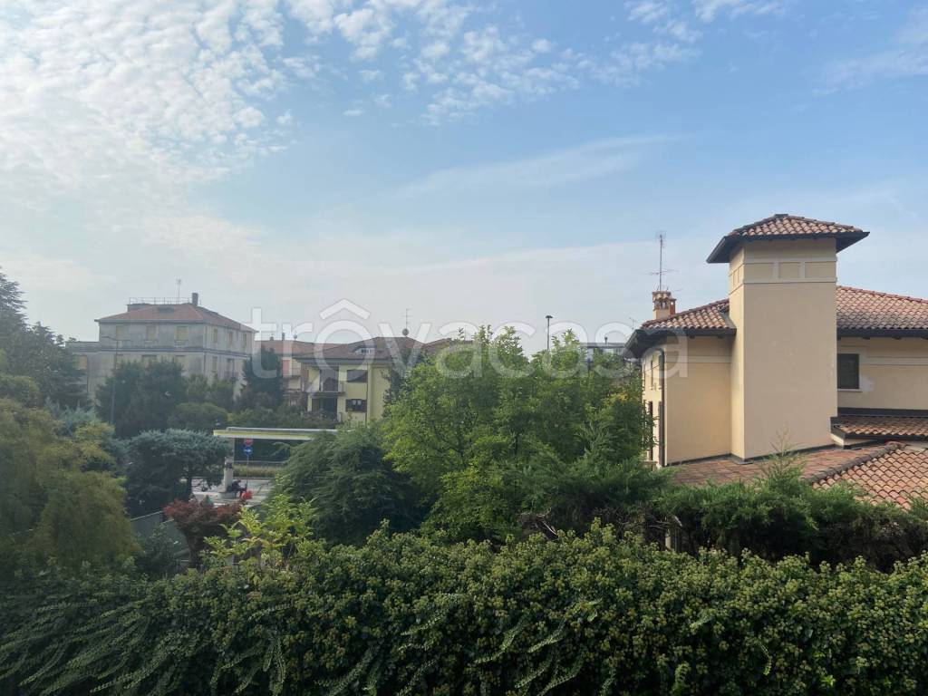 appartamento in affitto a Brescia