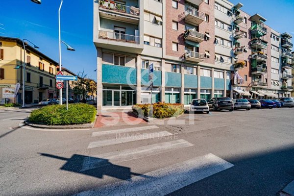 negozio in affitto a Brescia in zona Volta