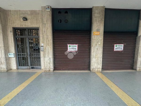negozio in affitto a Brescia in zona Volta