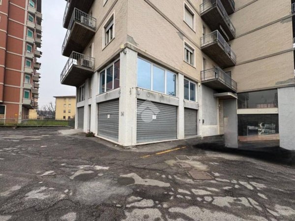 negozio in affitto a Brescia in zona Fiumicello
