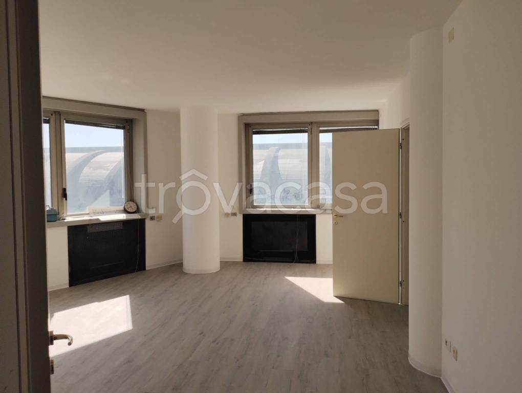 ufficio in affitto a Brescia in zona San Bartolomeo