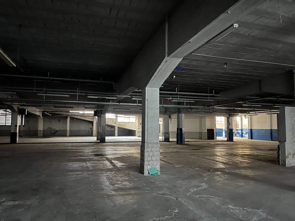 locale commerciale in affitto a Brescia in zona Volta