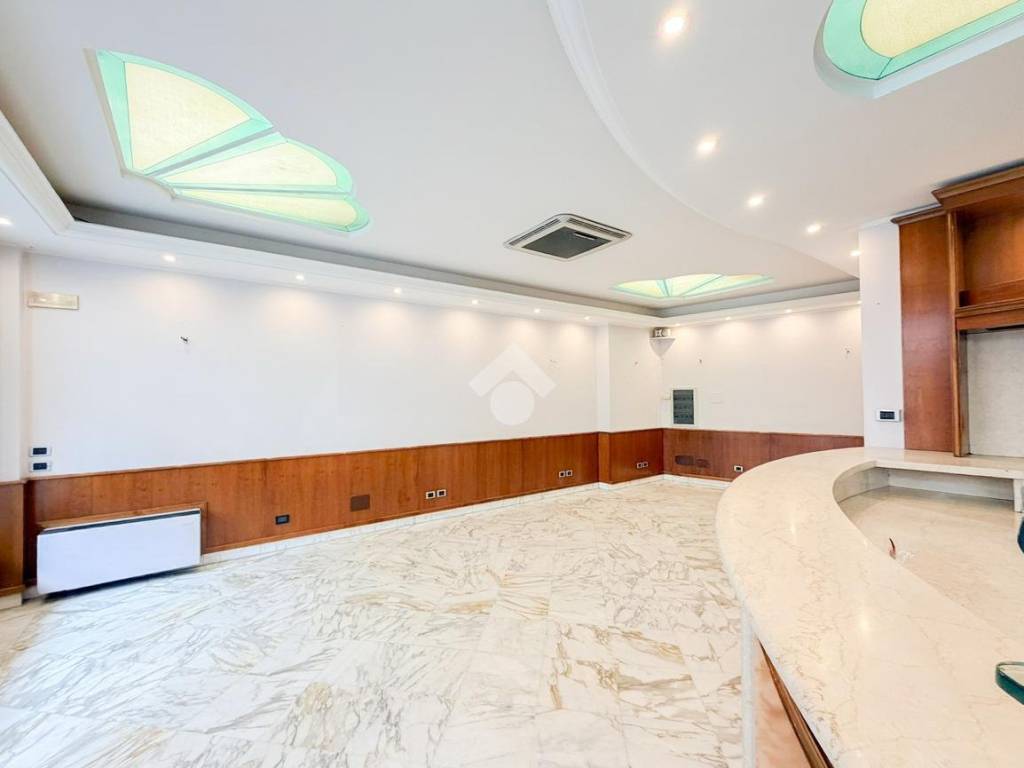 negozio in affitto a Brescia in zona Centro Storico