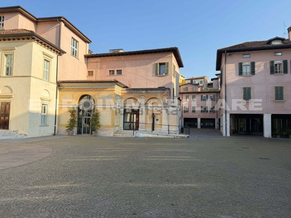 negozio in affitto a Brescia