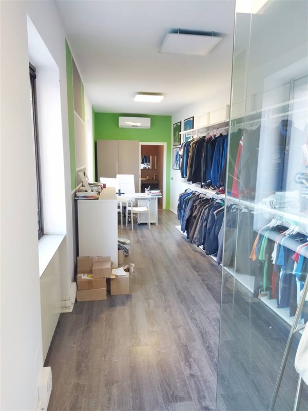 negozio in affitto a Brescia in zona San Rocchino