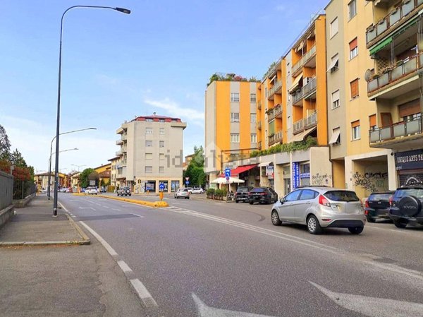 negozio in affitto a Brescia in zona Borgo Trento