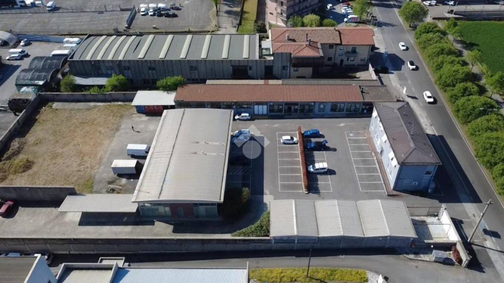 negozio in affitto a Brescia in zona Centro Storico