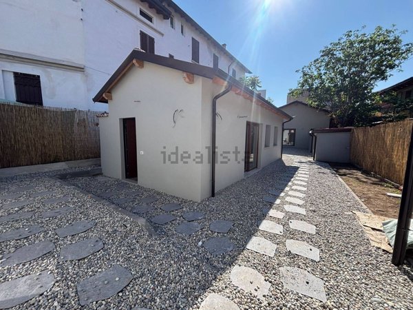 appartamento in affitto a Brescia in zona Fiumicello