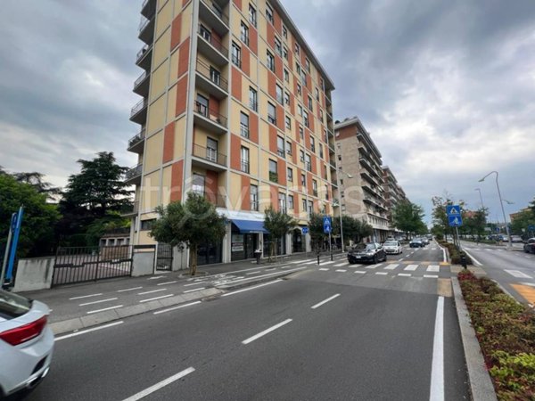 negozio in affitto a Brescia in zona Volta