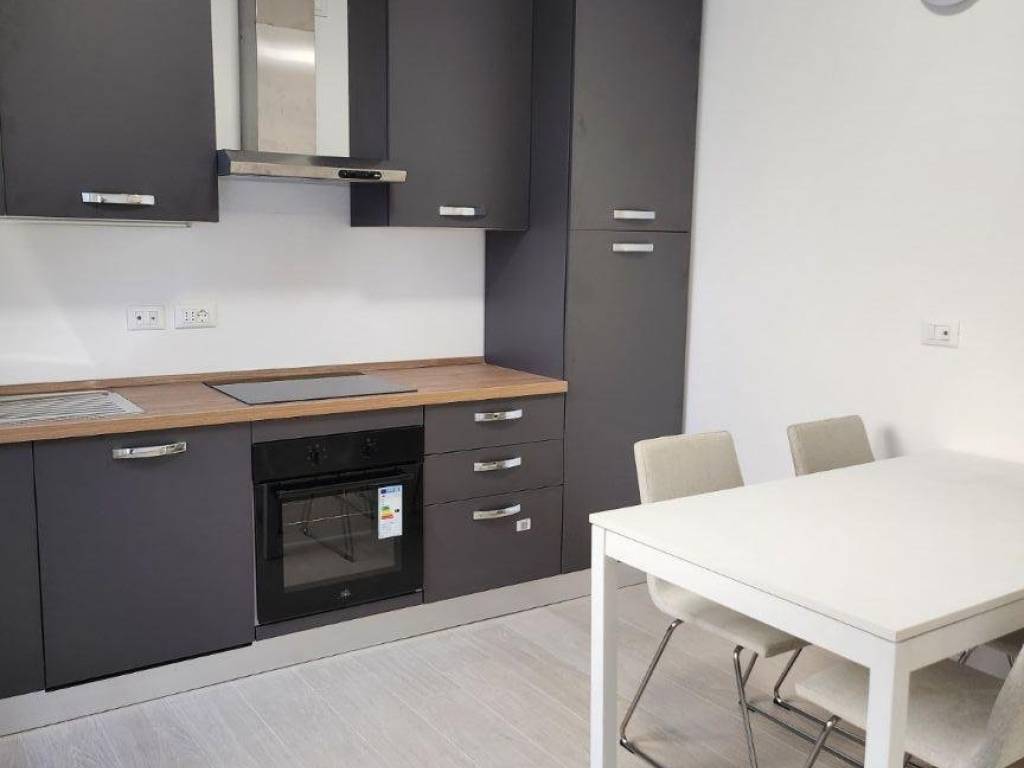 appartamento in affitto a Brescia in zona Crocifissa di Rosa