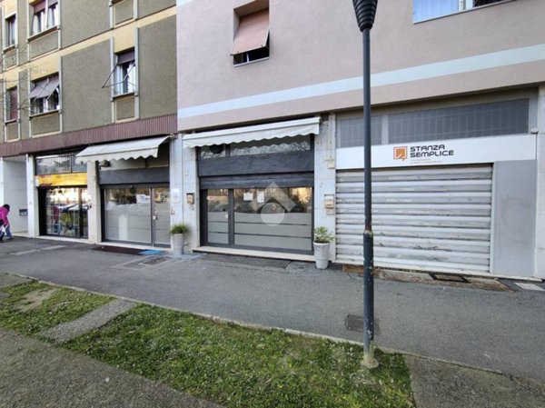 negozio in affitto a Brescia in zona Mompiano