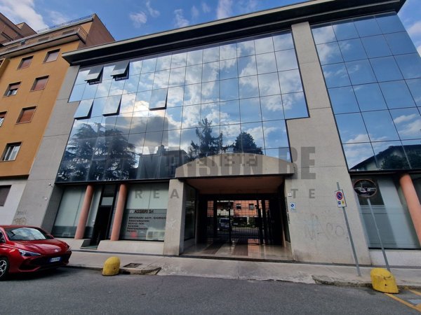 ufficio in affitto a Brescia in zona Crocifissa di Rosa