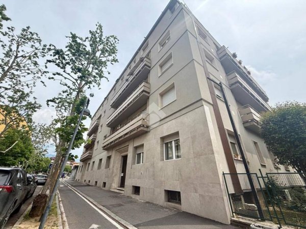 appartamento in affitto a Brescia in zona Crocifissa di Rosa