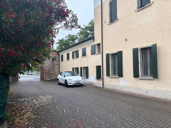 appartamento in affitto a Brescia in zona Chiusure