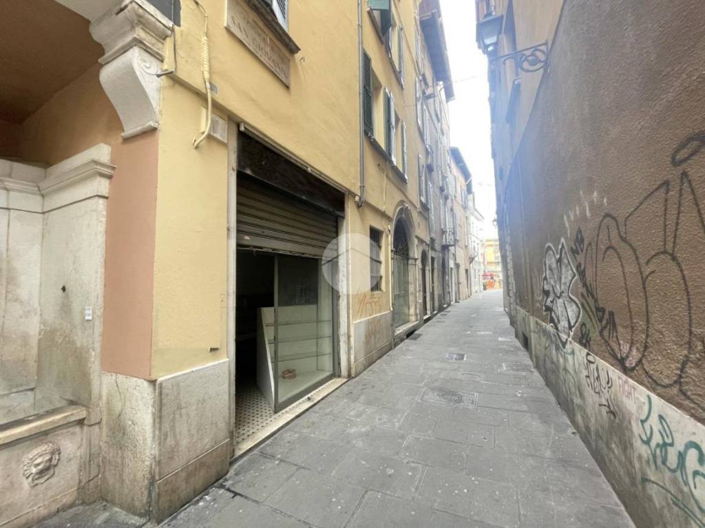 negozio in affitto a Brescia in zona Centro Storico
