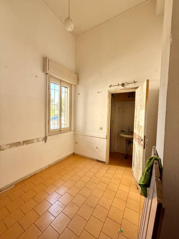 negozio in affitto a Brescia in zona Campo Marte