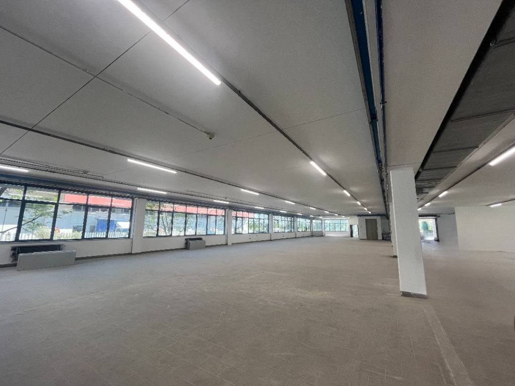 locale commerciale in affitto a Brescia in zona Volta