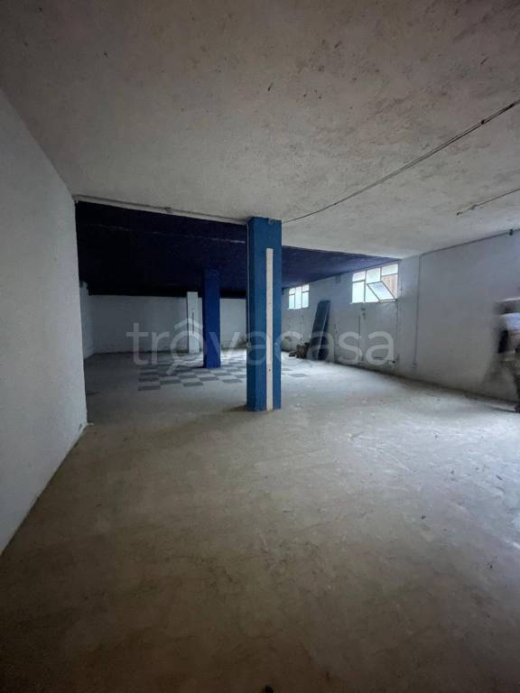 locale di sgombero in affitto a Brescia in zona Lamarmora