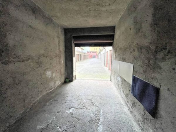negozio in affitto a Brescia in zona Lamarmora