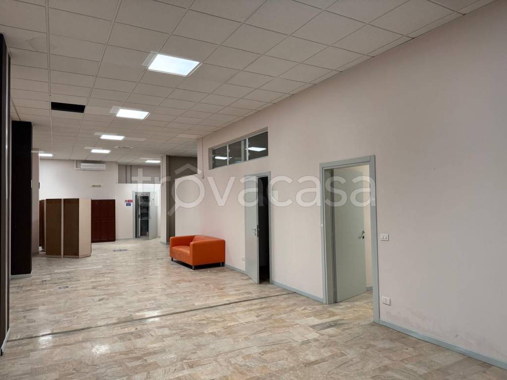 negozio in affitto a Brescia