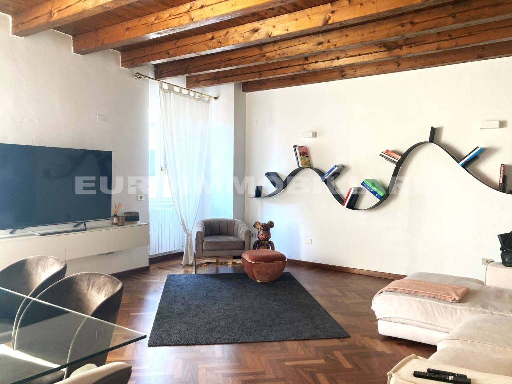 appartamento in affitto a Brescia in zona Centro Storico