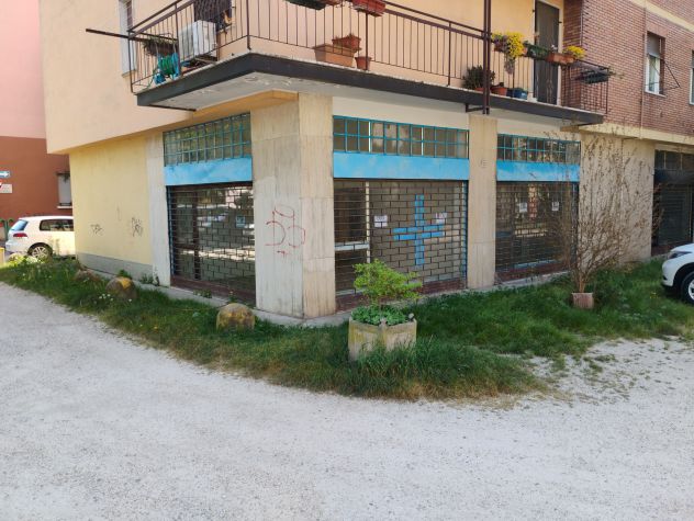 negozio in affitto a Brescia in zona Lamarmora