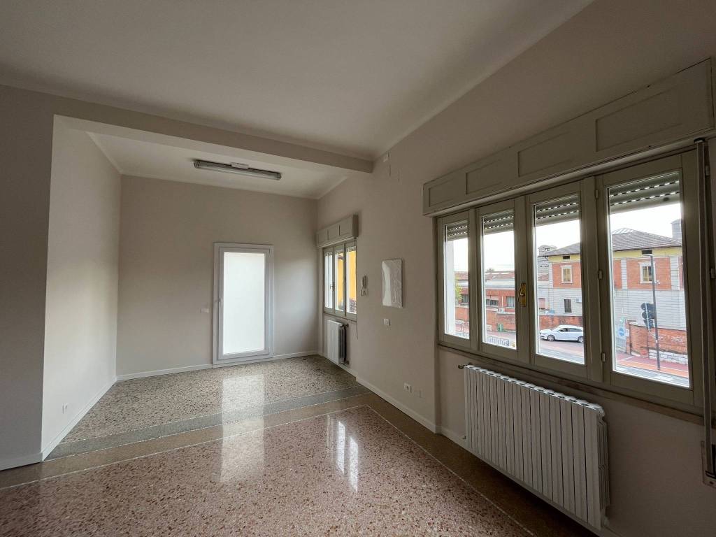ufficio in affitto a Brescia in zona Quartiere Primo Maggio