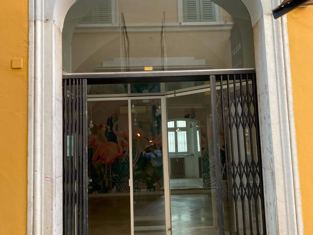 negozio in affitto a Brescia in zona Centro Storico