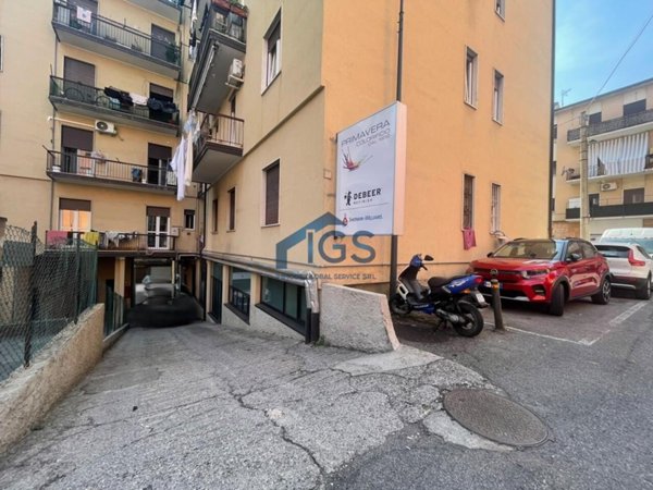 negozio in affitto a Brescia in zona Volta