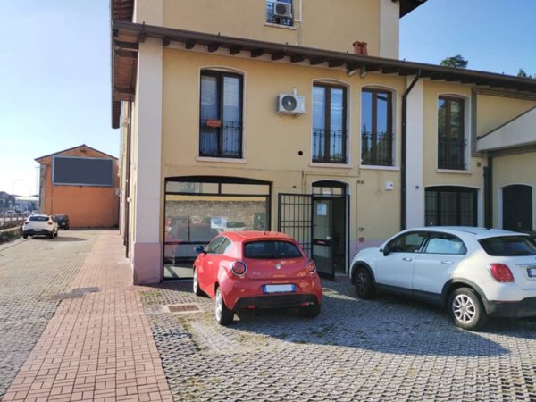 negozio in affitto a Brescia in zona Caionvico