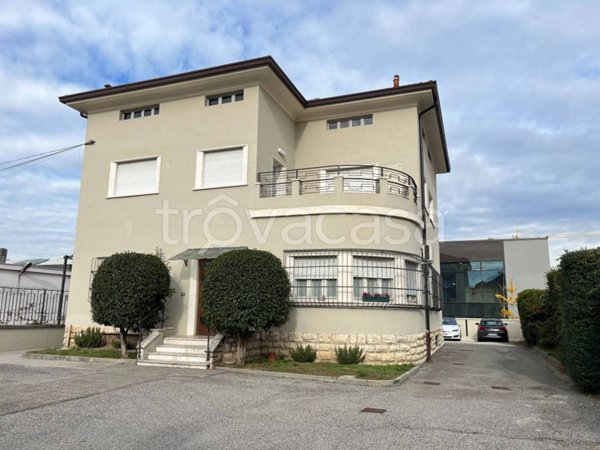 ufficio in affitto a Brescia in zona Fiumicello