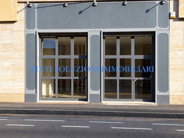 negozio in affitto a Brescia in zona Volta