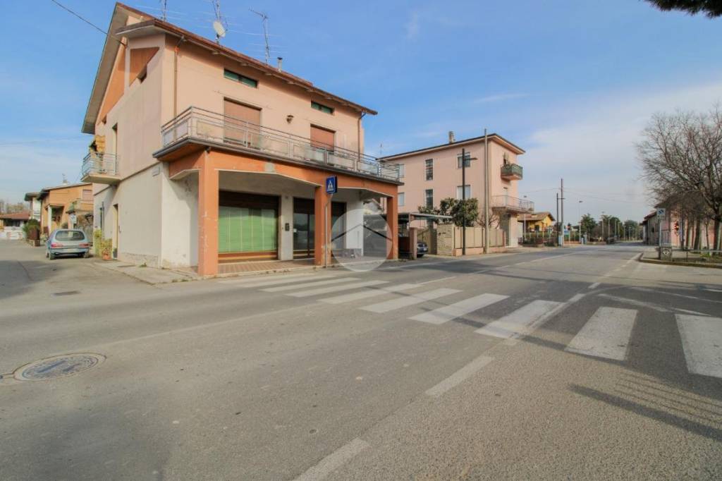 negozio in affitto a Calcinato