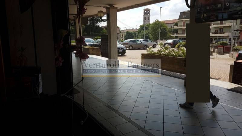 negozio in affitto a Calcinato in zona Ponte San Marco