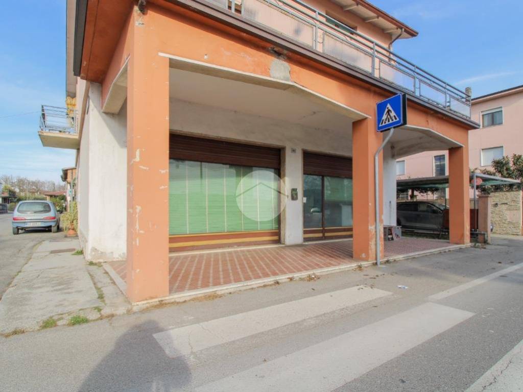 negozio in affitto a Calcinato