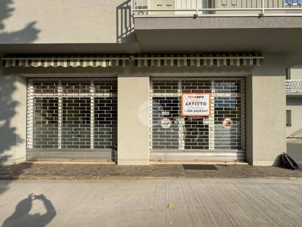 locale commerciale in affitto a Calcinato in zona Ponte San Marco
