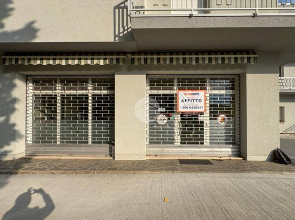 negozio in affitto a Calcinato in zona Ponte San Marco