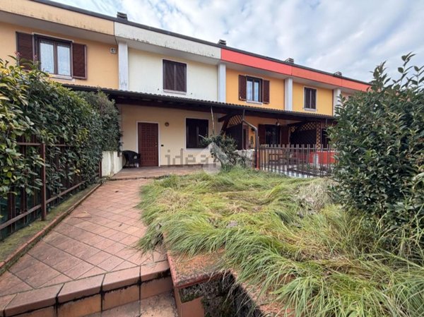 casa indipendente in affitto a Calcinato in zona Calcinatello