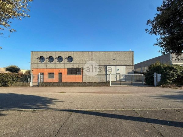 capannone in affitto a Calcinato in zona Ponte San Marco