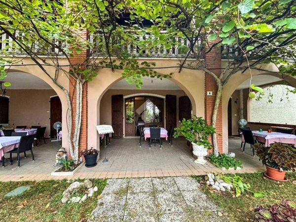 negozio in affitto a Calvagese della Riviera