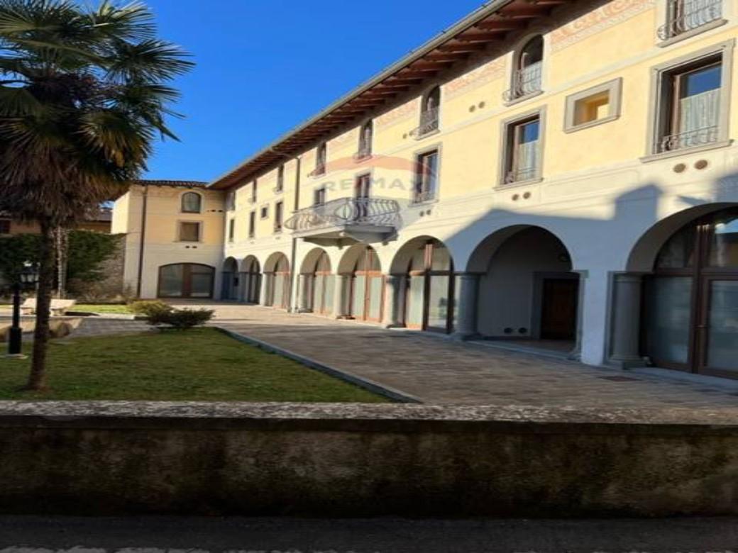 appartamento in affitto a Capriolo