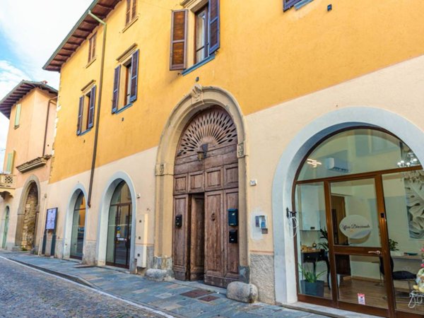 appartamento in affitto a Capriolo