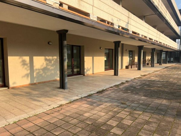 negozio in affitto a Carpenedolo