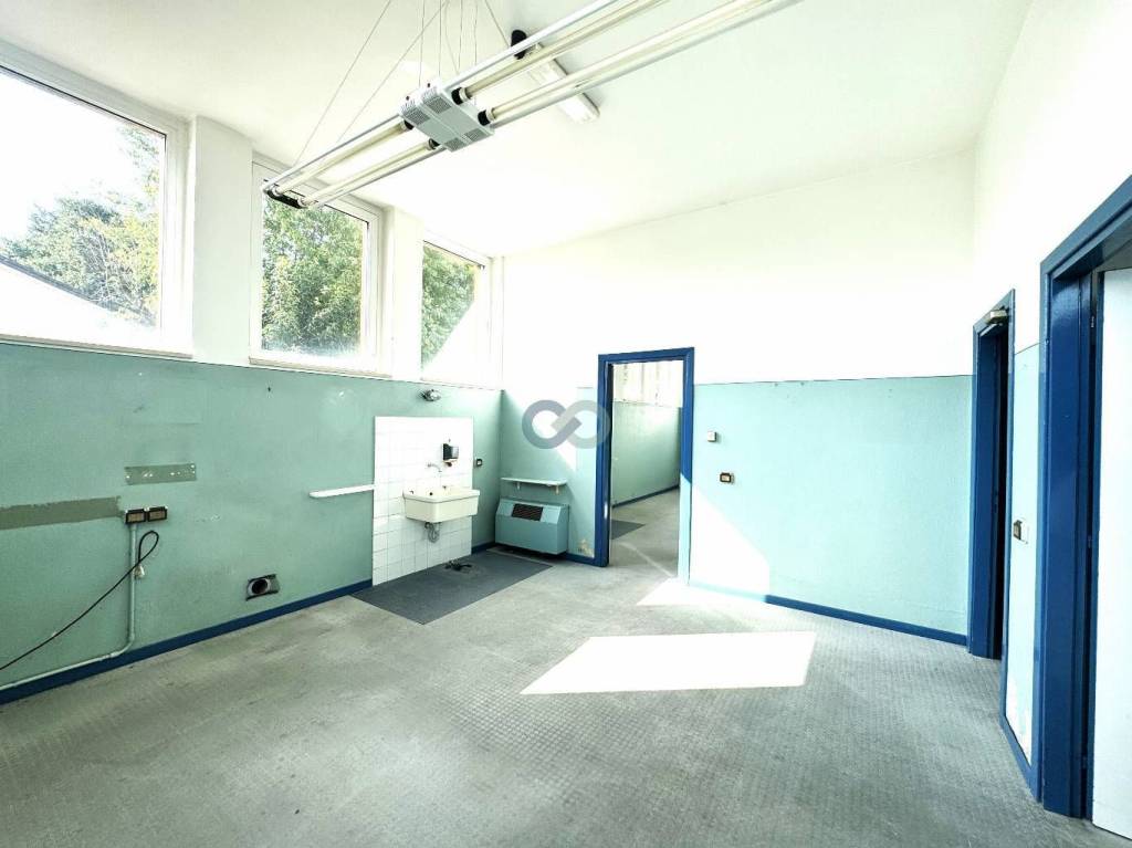 locale commerciale in affitto a Carpenedolo