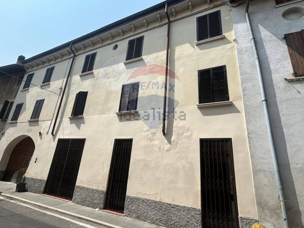 negozio in affitto a Carpenedolo