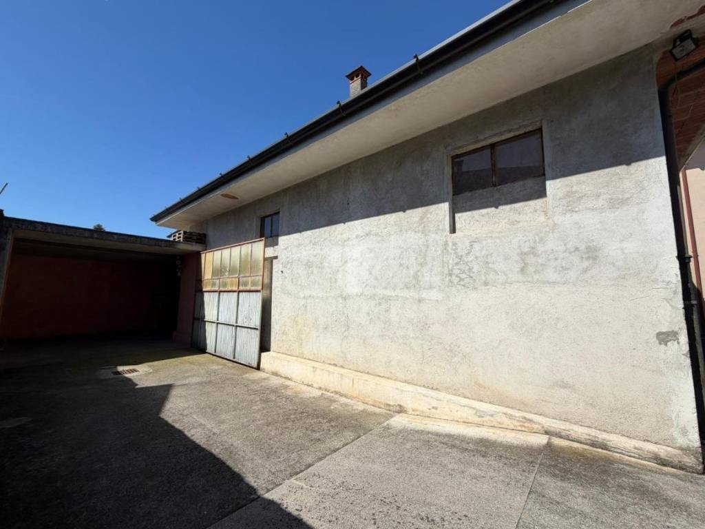 locale di sgombero in affitto a Carpenedolo in zona Lametta