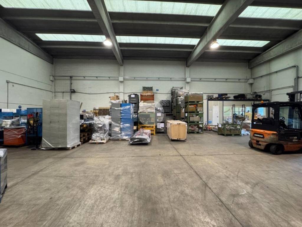 locale commerciale in affitto a Castegnato