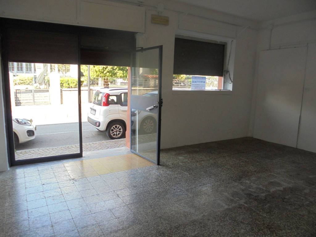 negozio in affitto a Castegnato