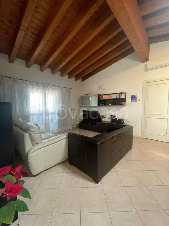 appartamento in affitto a Castel Mella
