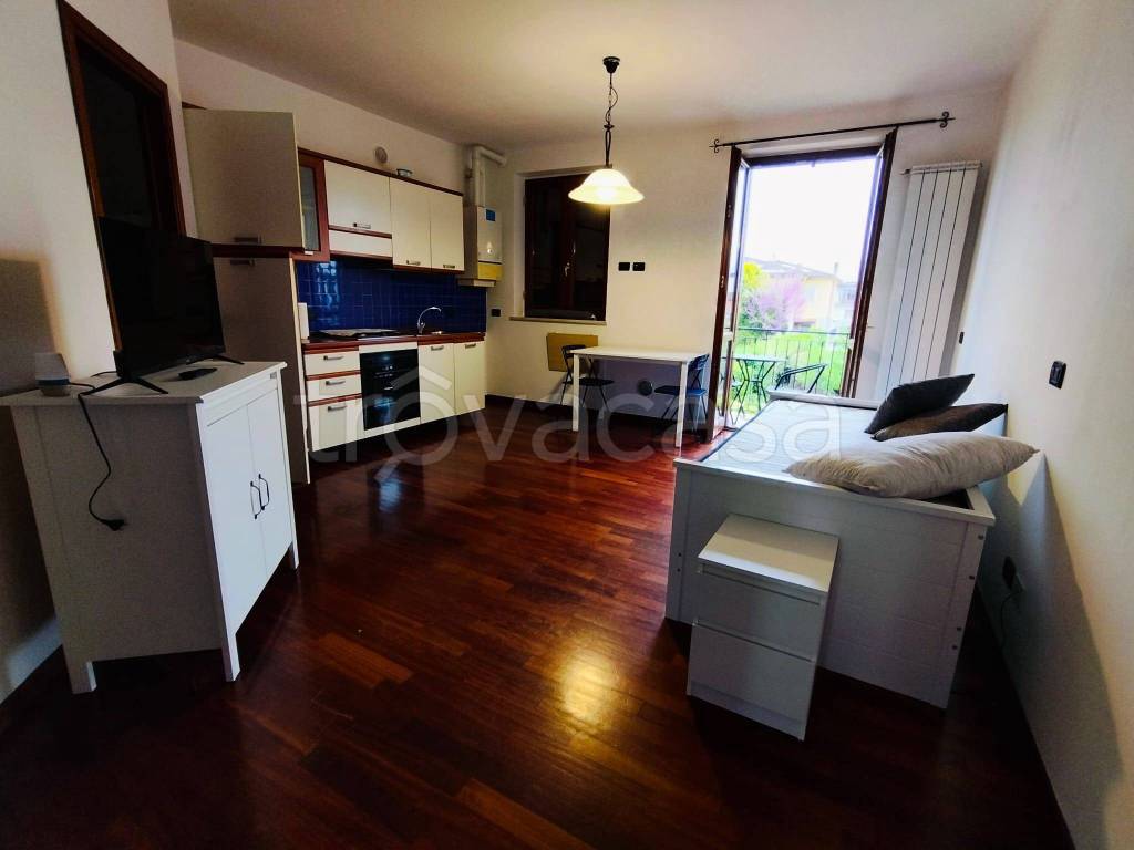appartamento in affitto a Castel Mella in zona Onzato